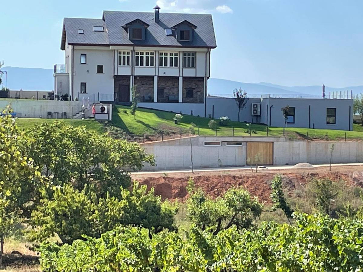 Boutique Finca Esencial Вильяфранка-дель-Бьерсо Экстерьер фото