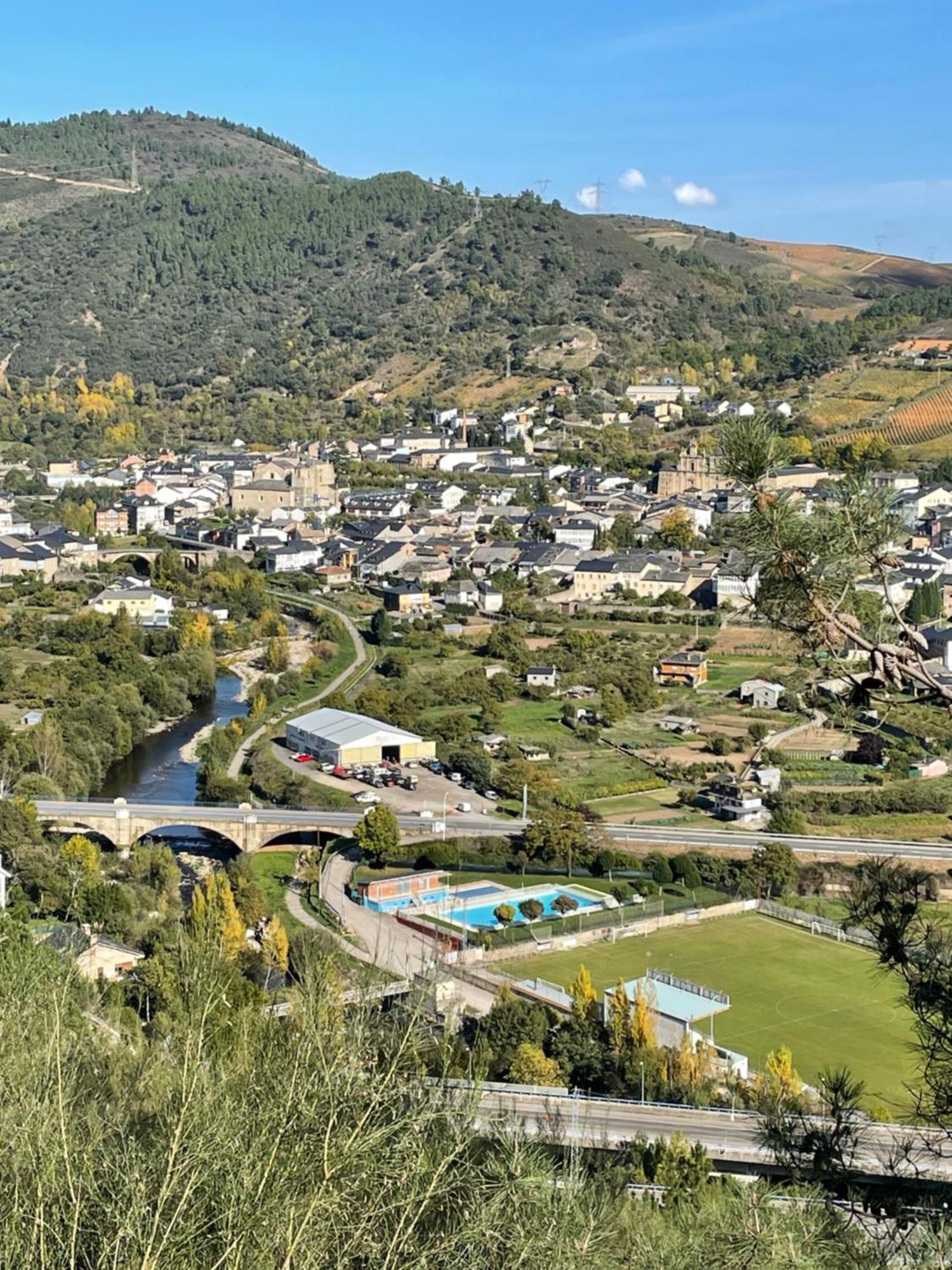 Boutique Finca Esencial Вильяфранка-дель-Бьерсо Экстерьер фото